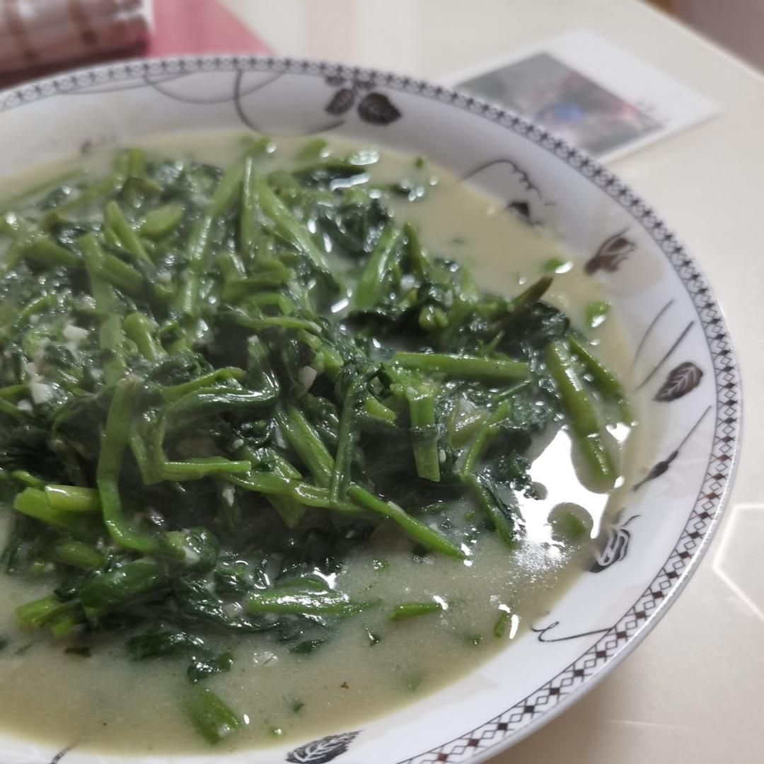 广东大排档风味椒丝腐乳炒空心菜