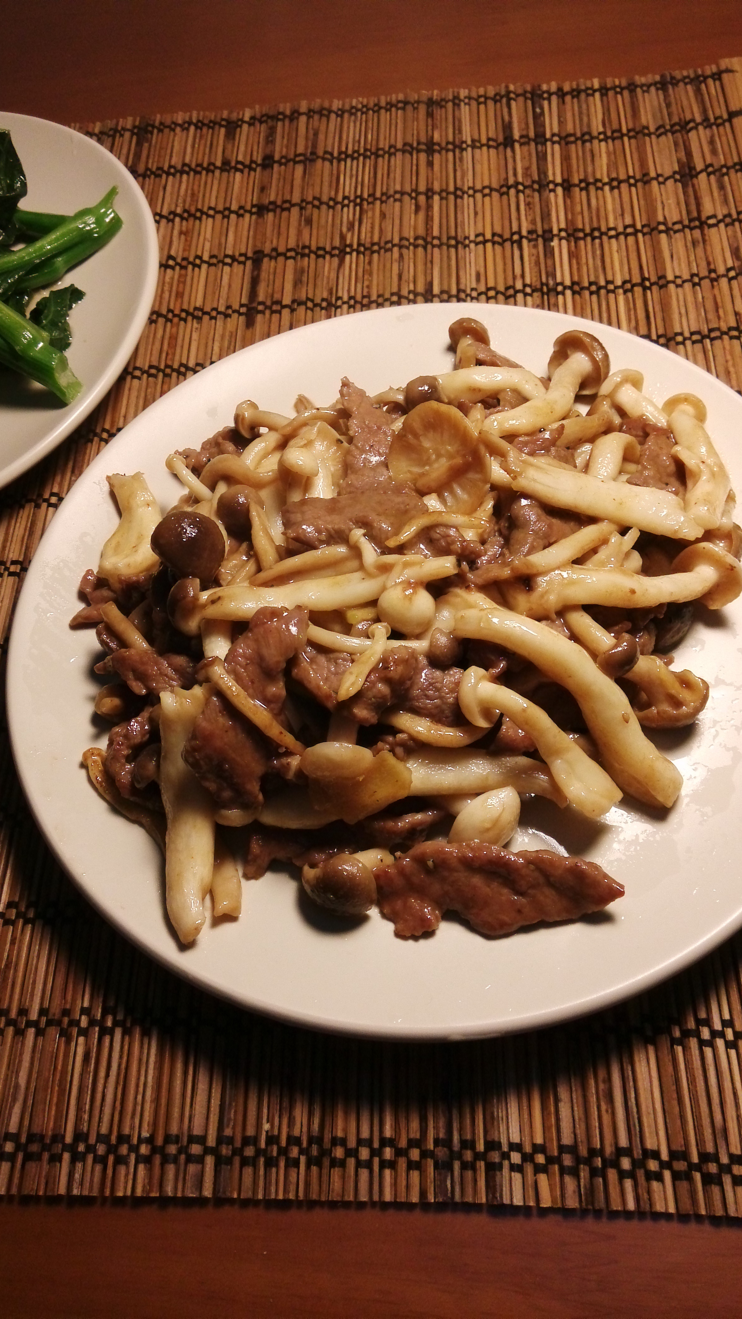黑椒杏鲍菇牛肉粒