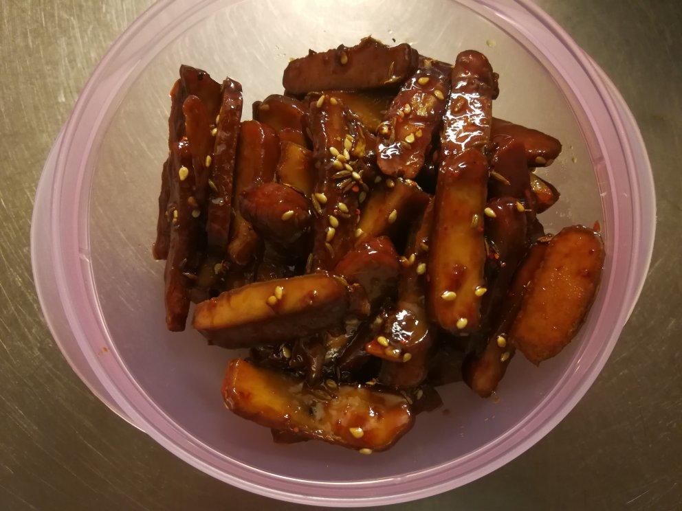 零嘴麻辣香干