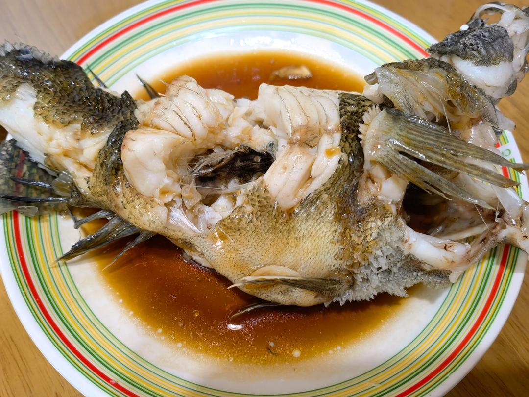 清蒸鲈鱼