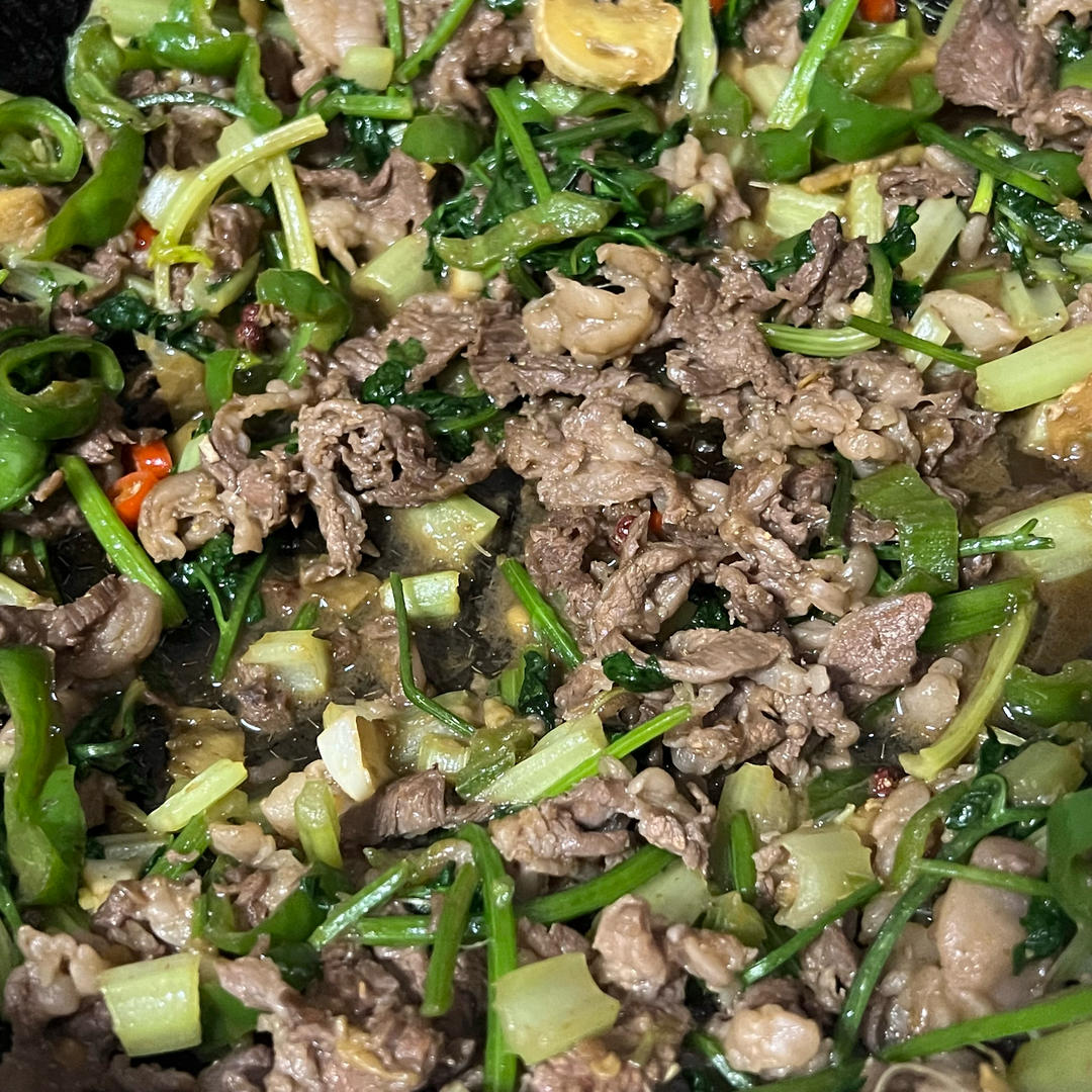 下饭菜😋小炒黄牛肉