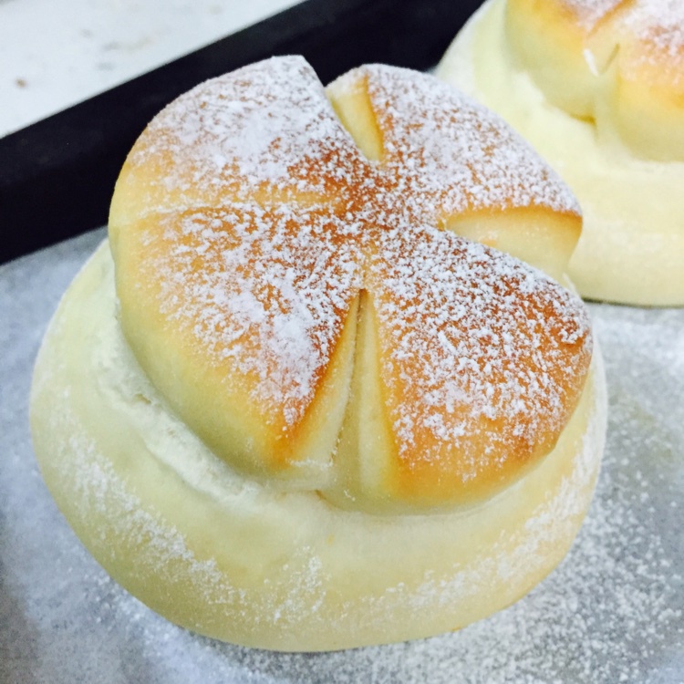 香橙奶酪风车面包