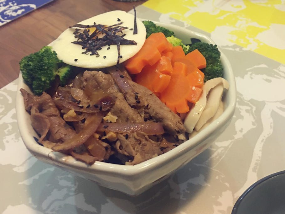 牛丼饭附温泉蛋做法