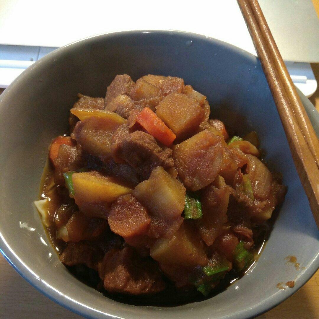 红烧牛肉土豆 （独家秘制）