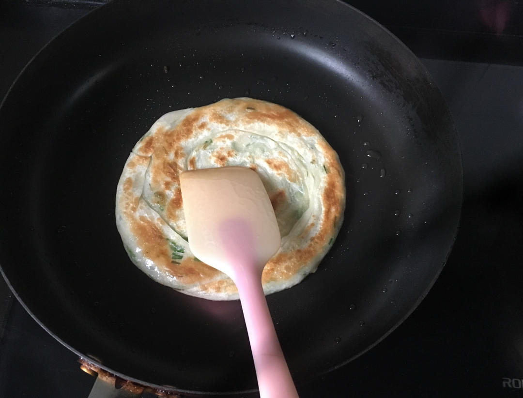 酥酥香香的葱油饼