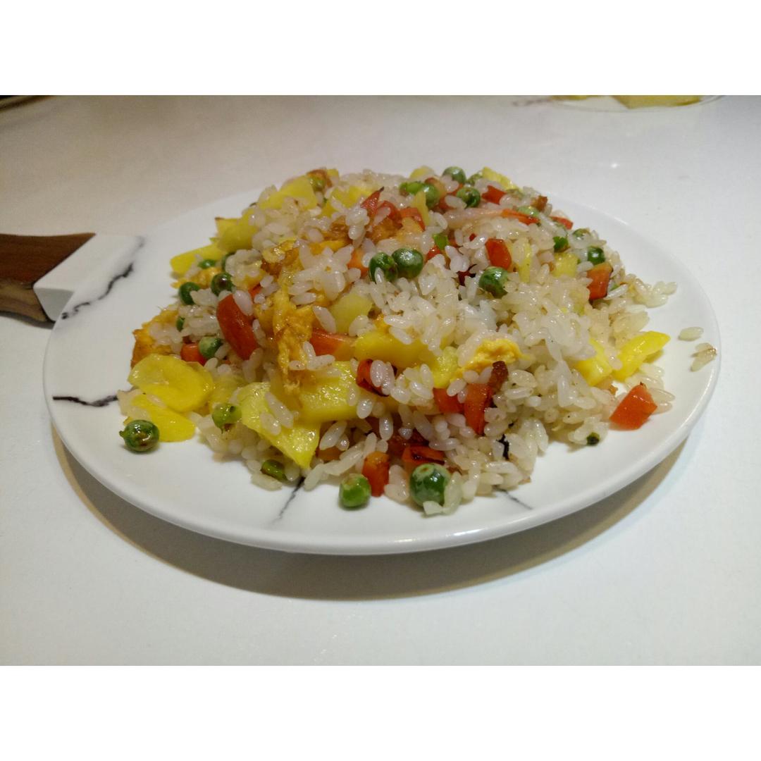凤梨炒饭