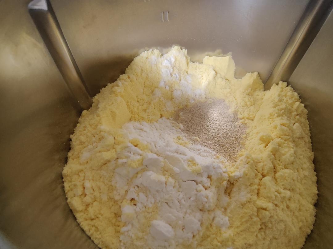 纯奶手撕吐司的做法 步骤1