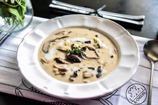 法式经典奶油蘑菇汤丨家常做法的做法