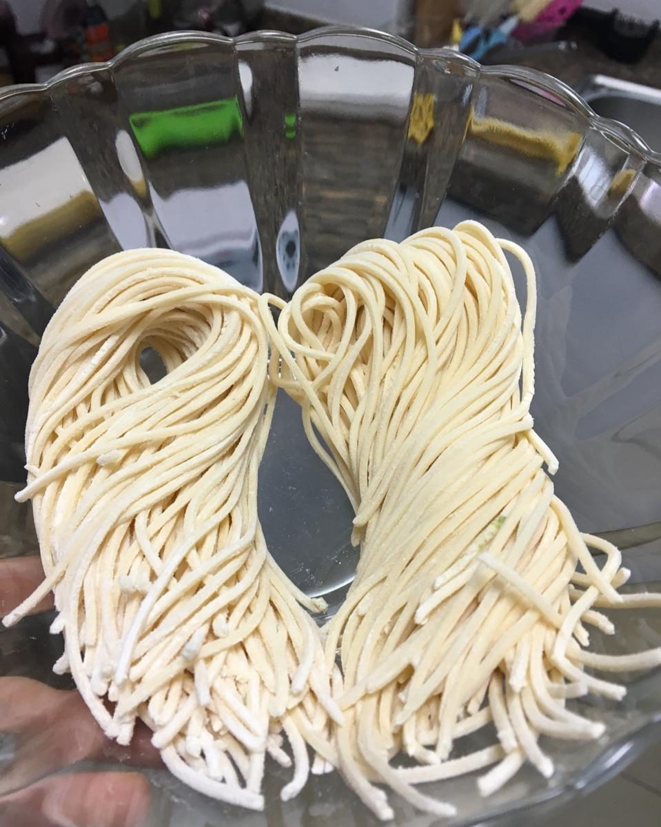 hikinglee做的自制面条(压面机)