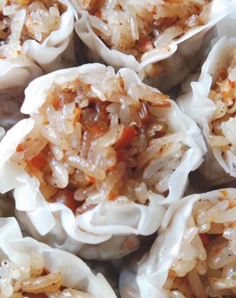 饺子皮咸蛋黄烧麦