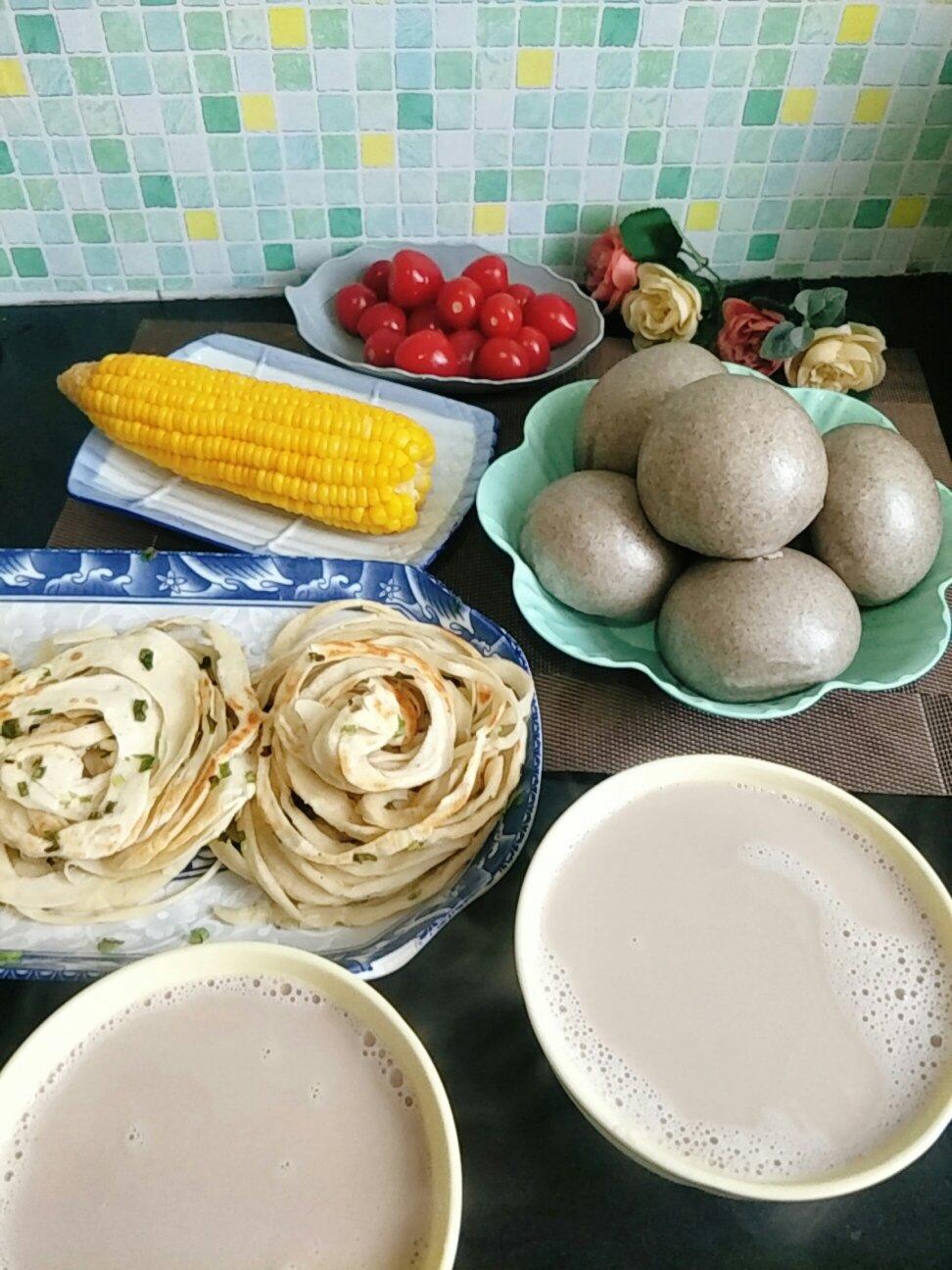 黑芝麻馒头之粗粮馒头2
