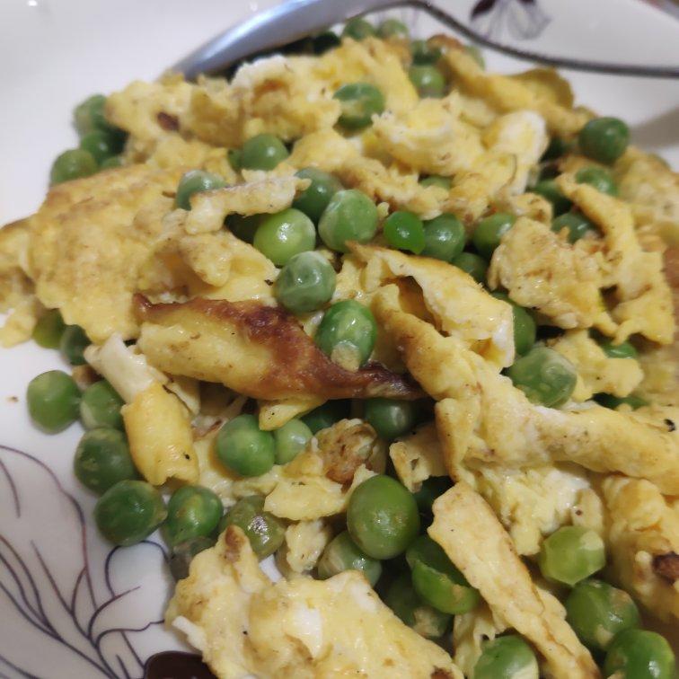 豌豆炒鸡蛋