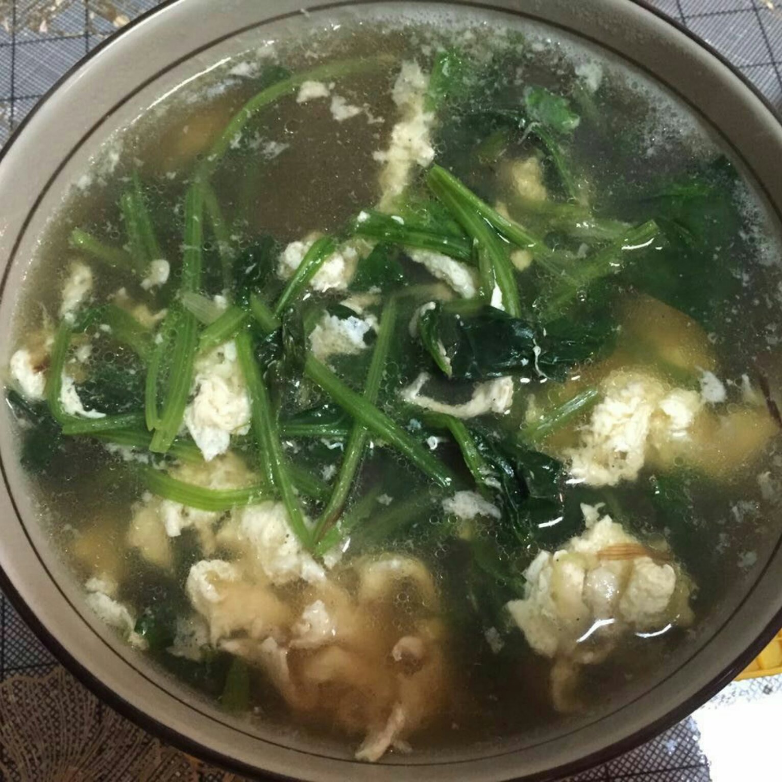 鲜蛋花菠菜汤