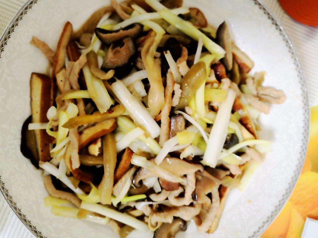榨菜香干炒肉丝