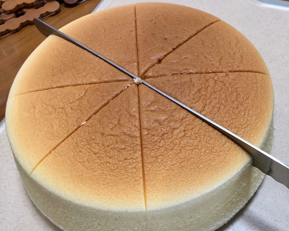8寸轻乳酪蛋糕不开裂不缩腰的做法 步骤18