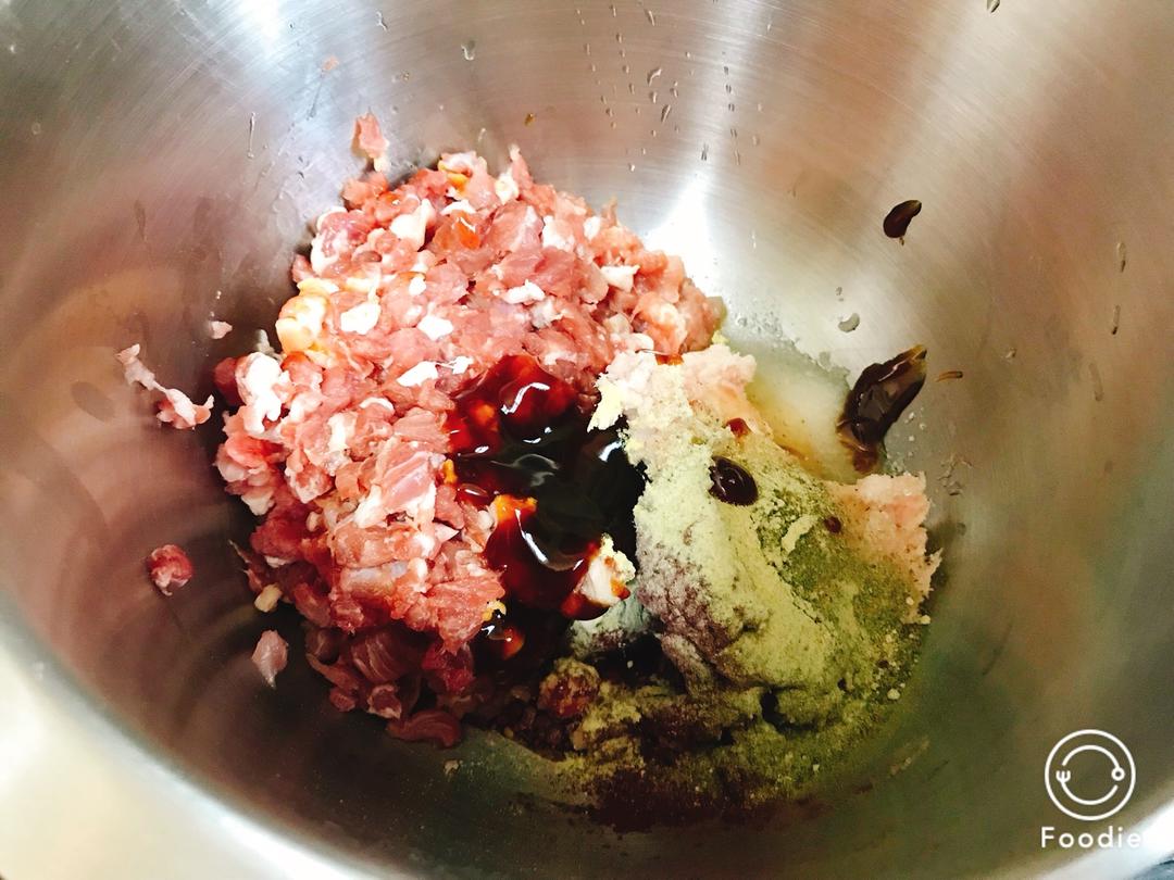 自制黑椒风味脆皮肠--多图详解手工灌肠