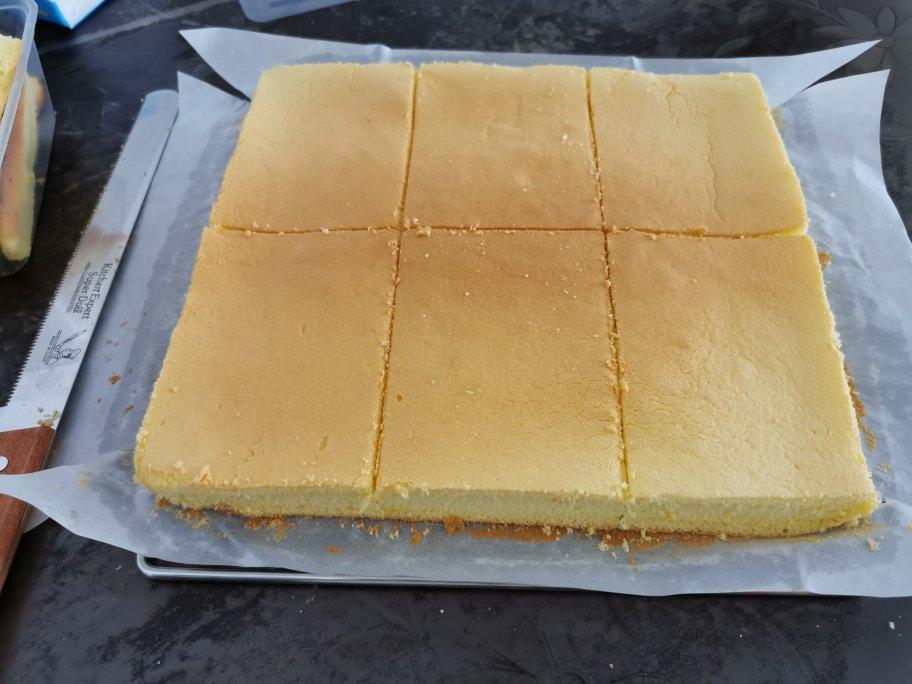 椰浆戚风小蛋糕