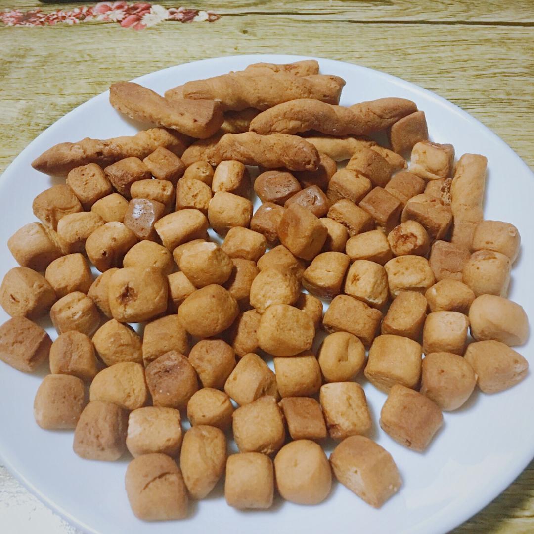 小石头饼干