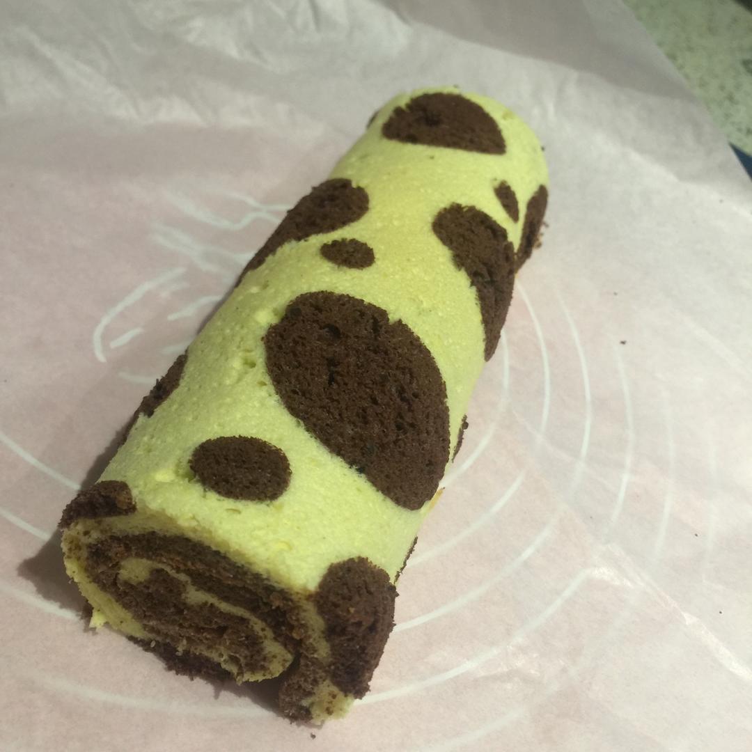 奶牛蛋糕卷+长颈鹿蛋糕卷