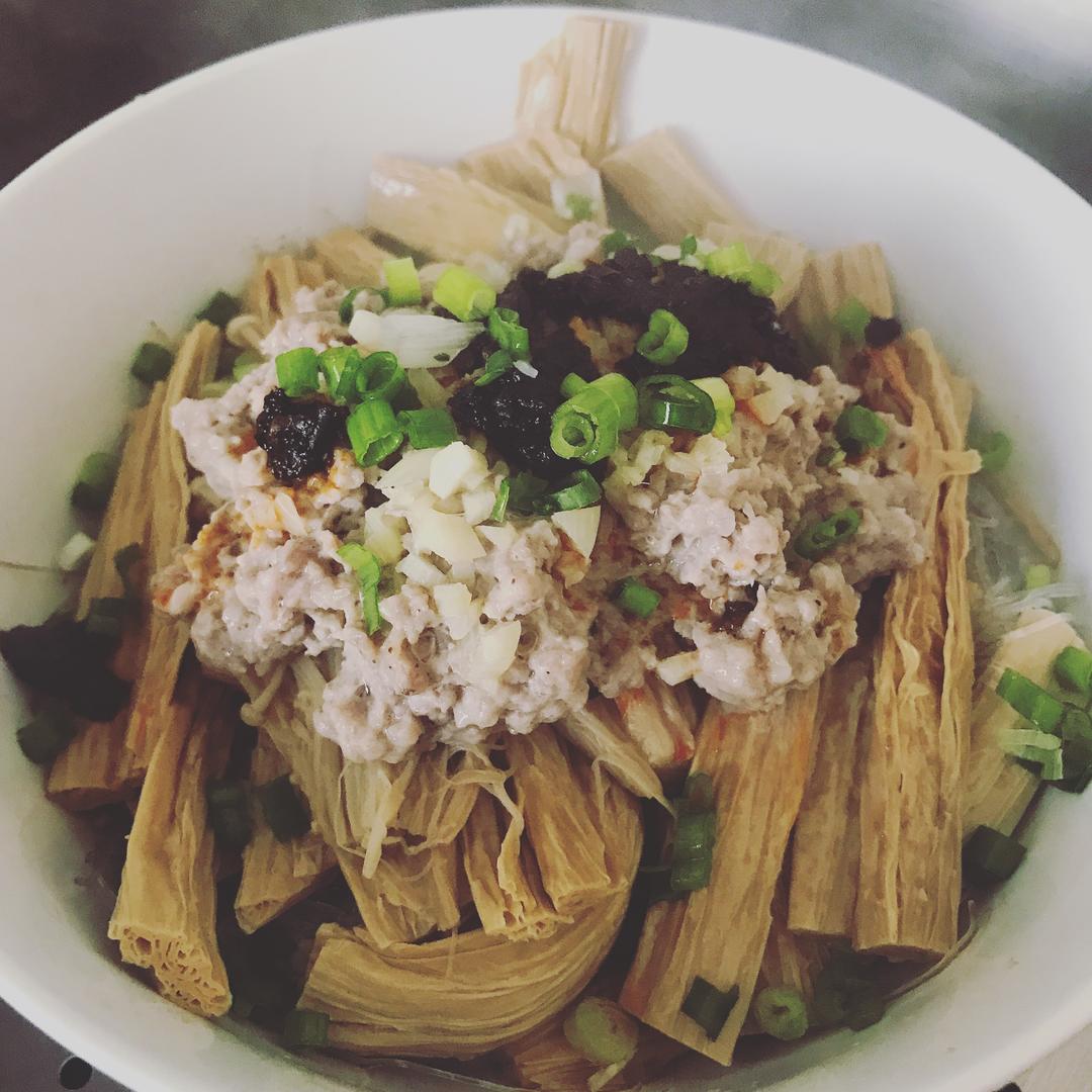 腐竹粉丝蒸的做法