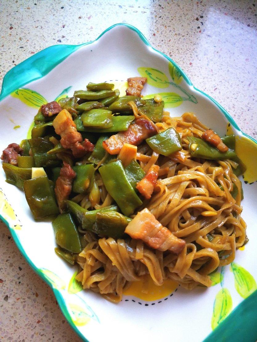 豆角焖个面