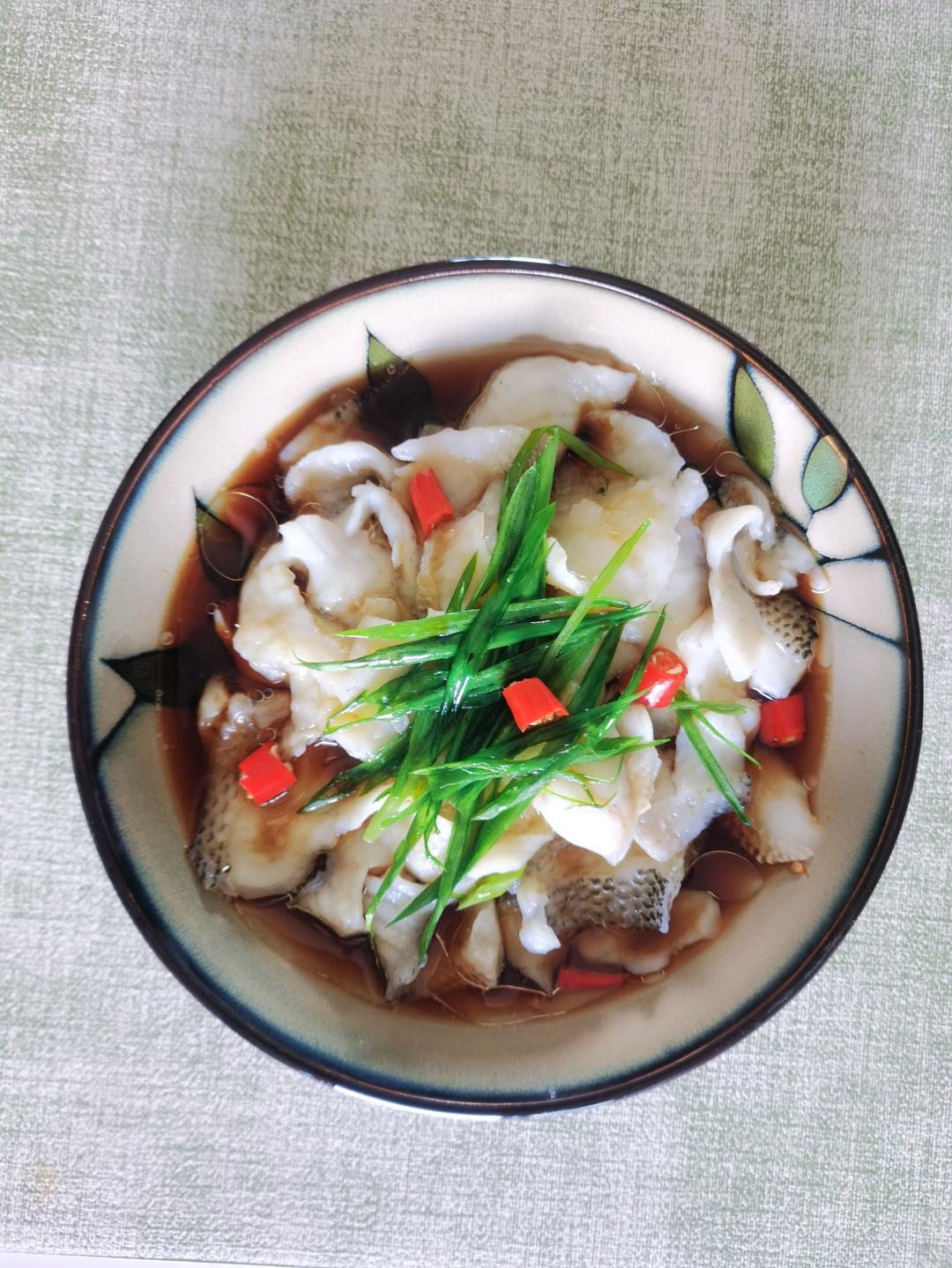 鲜嫩鲈鱼片