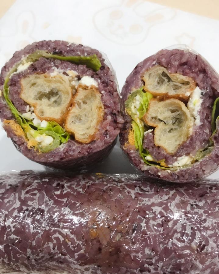 黑米粢饭团