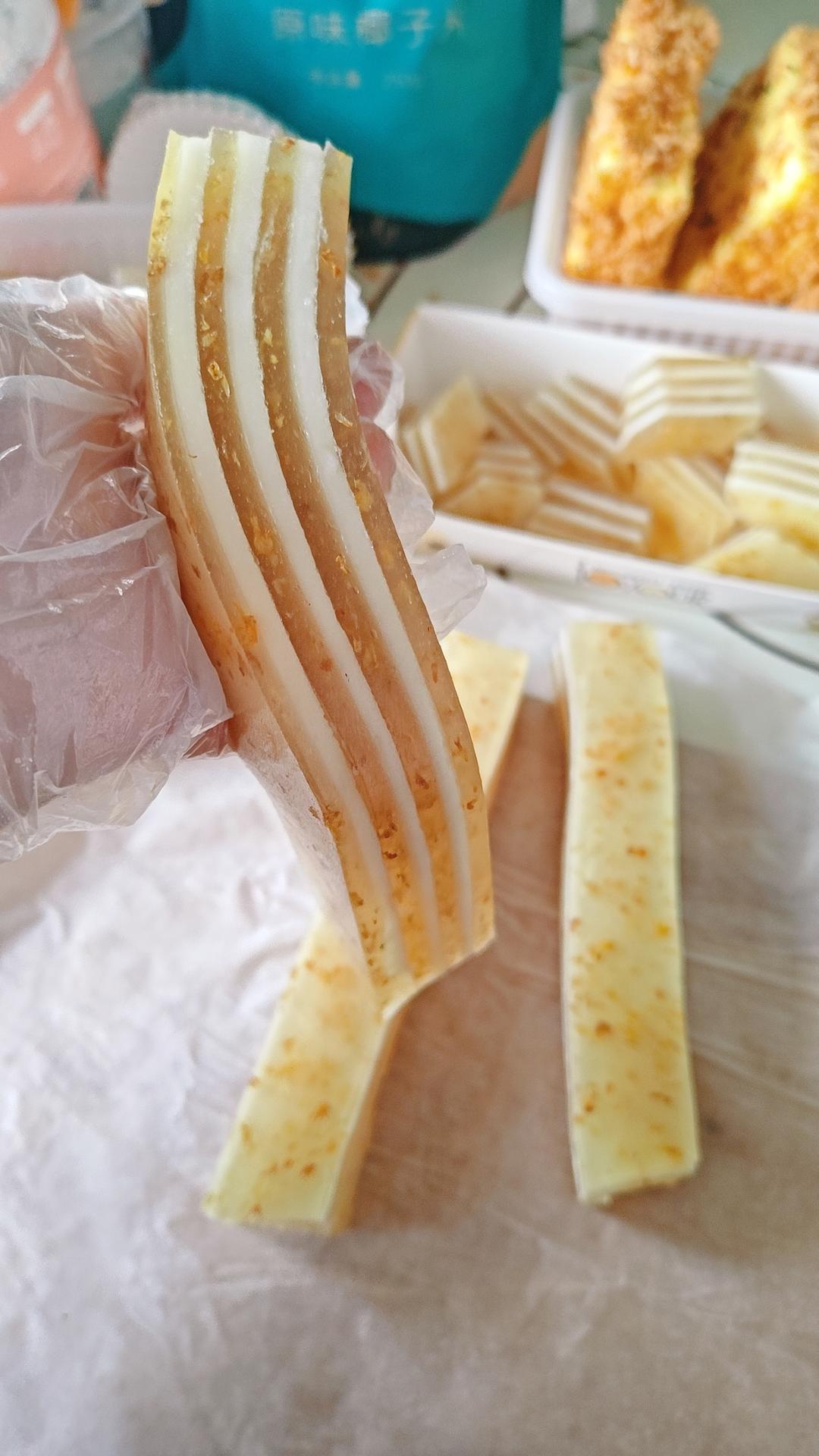 糕点系列：黑芝麻椰汁千层糕