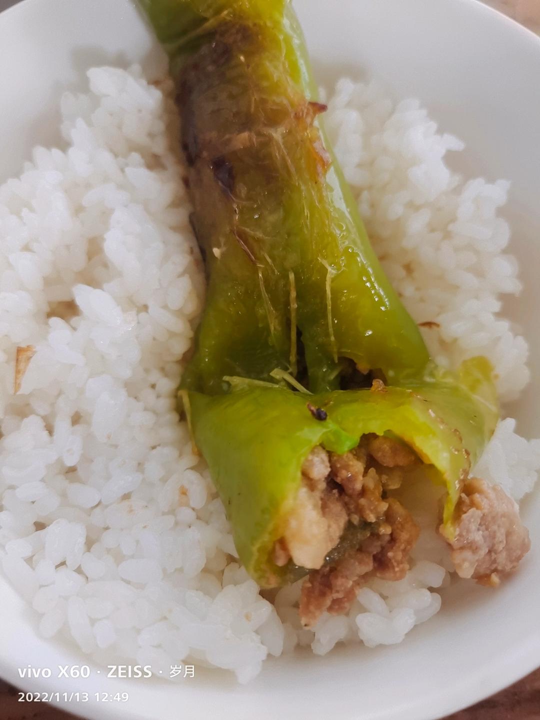 虎皮尖椒酿肉