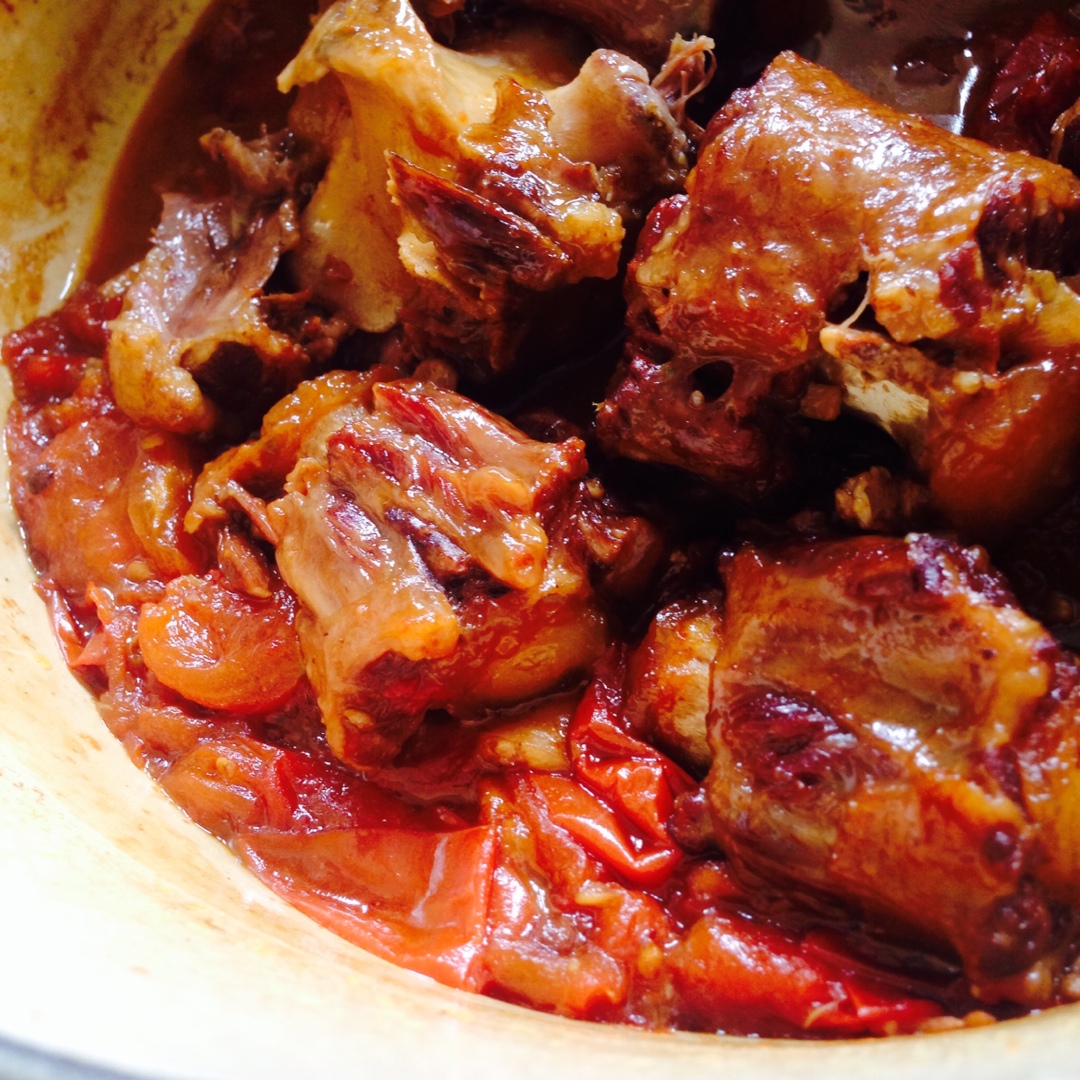 布点点做的大硬菜番茄炖牛尾