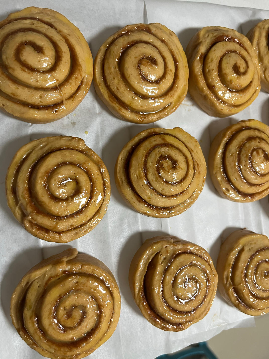 没有什么比这个红糖肉桂卷更适合秋天了！