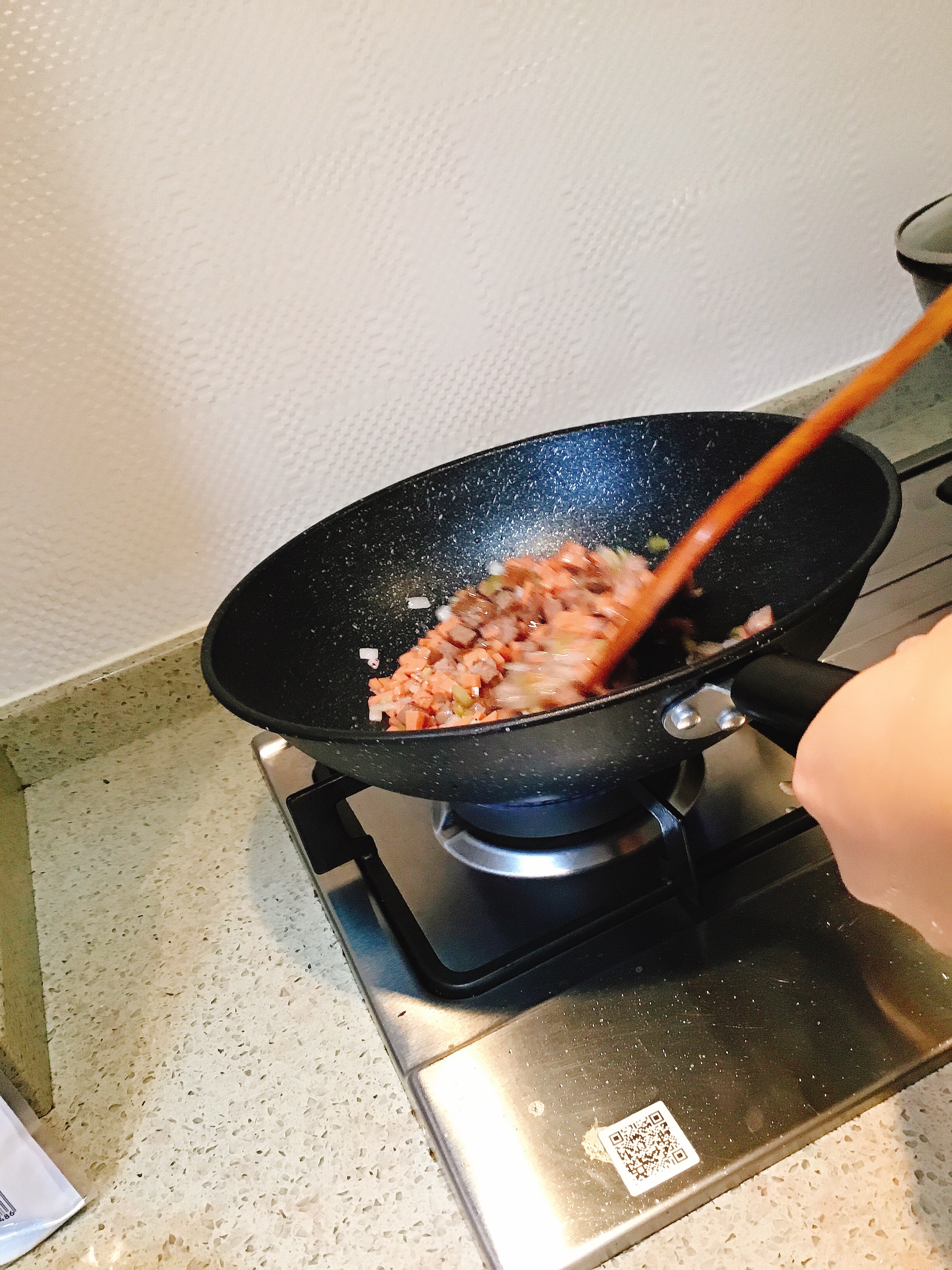 牛排香肠菜炒饭的做法 步骤5