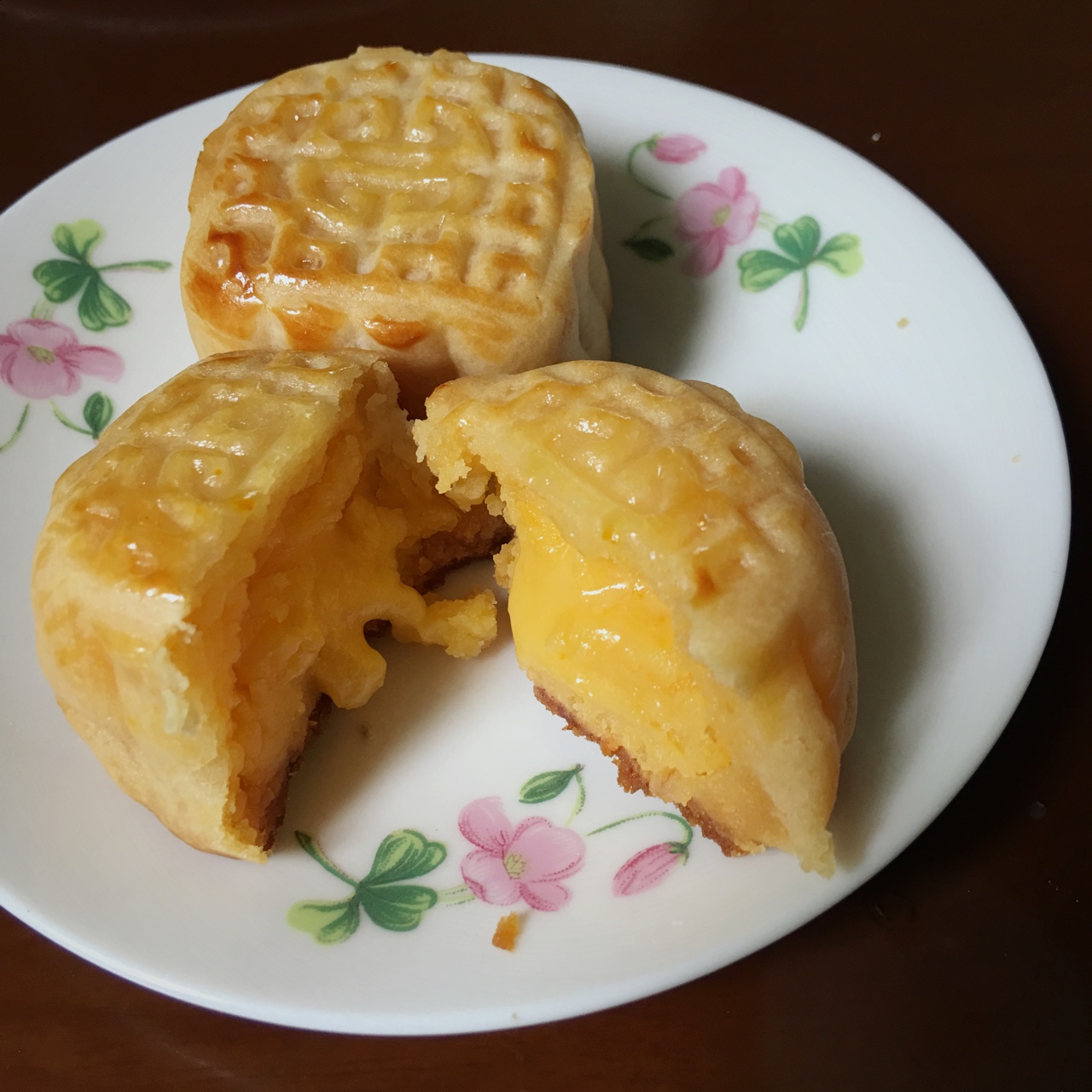 流心奶黄月饼