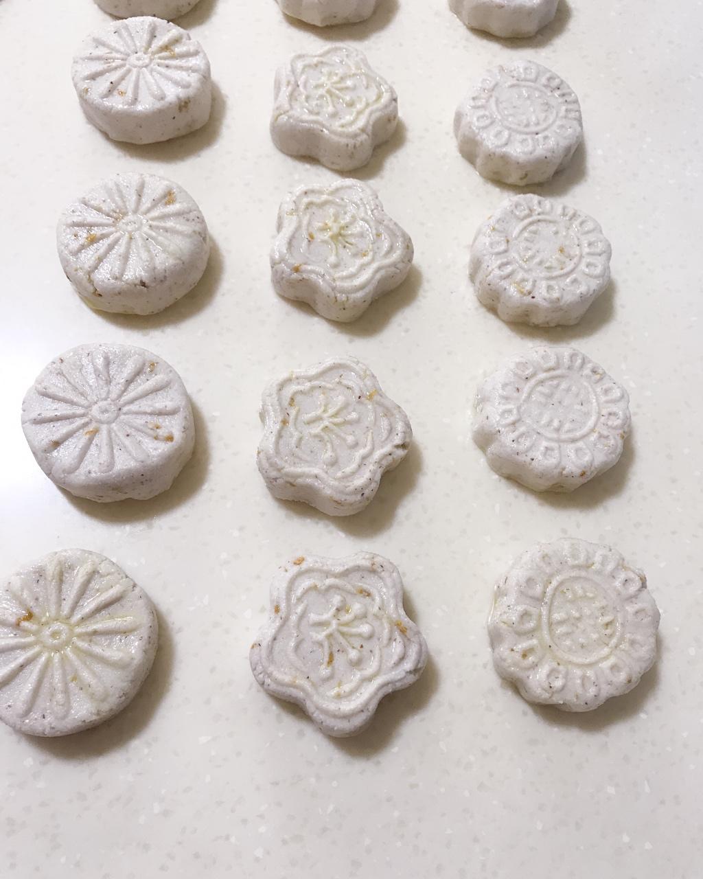 明月照清天做的清宫茯苓糕