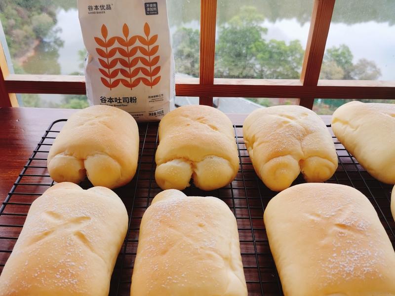 纯奶手撕吐司的做法 步骤1