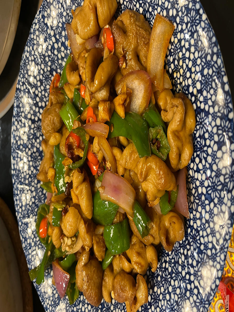 🔥干煸肥肠这样做，实在是太香了，好吃到停不下来😄