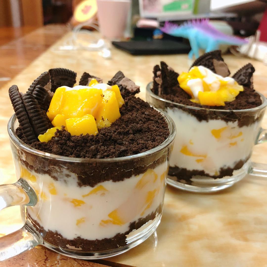 芒果酸奶木糠杯