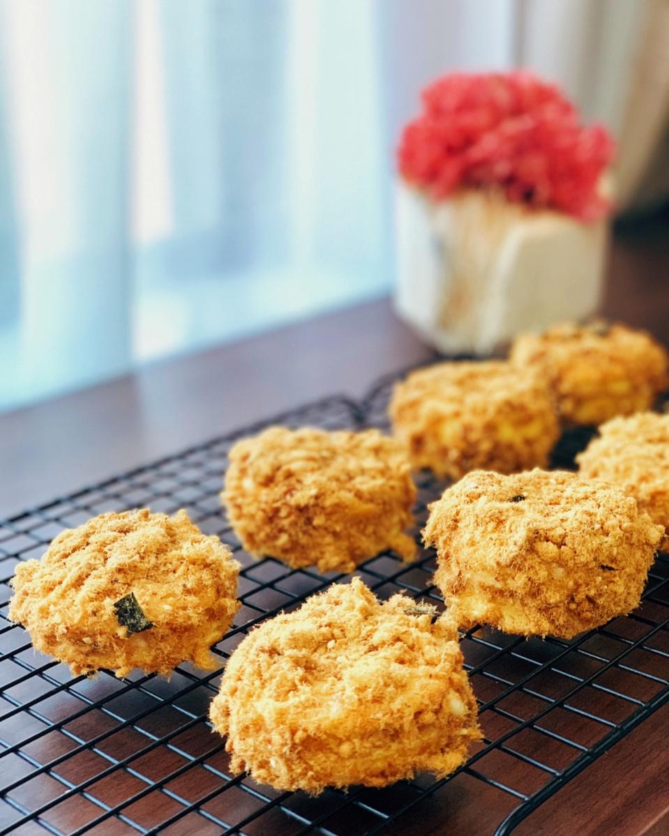 海苔肉松小贝