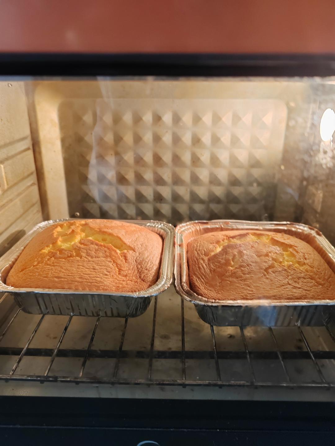 最近爆火的牛奶软蛋糕很好卖 赶紧把配方给你整理好了