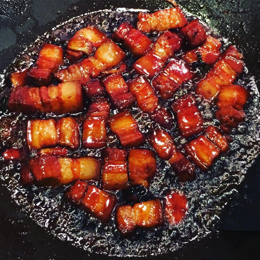 老裴头做的红烧肉
