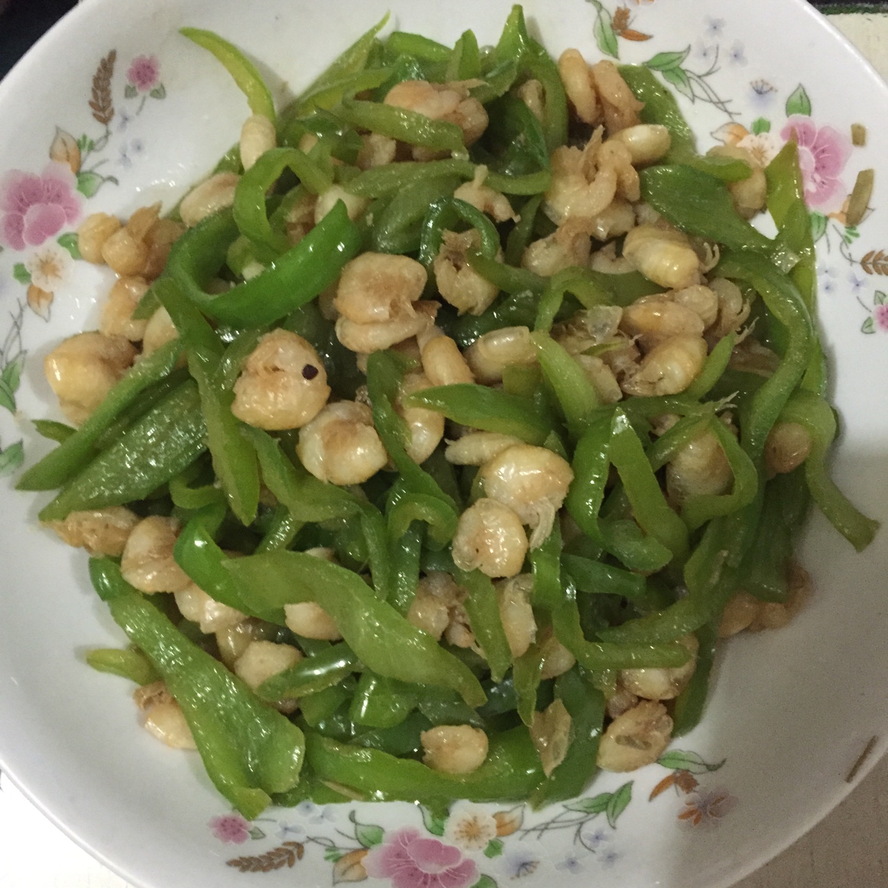 油爆小河虾