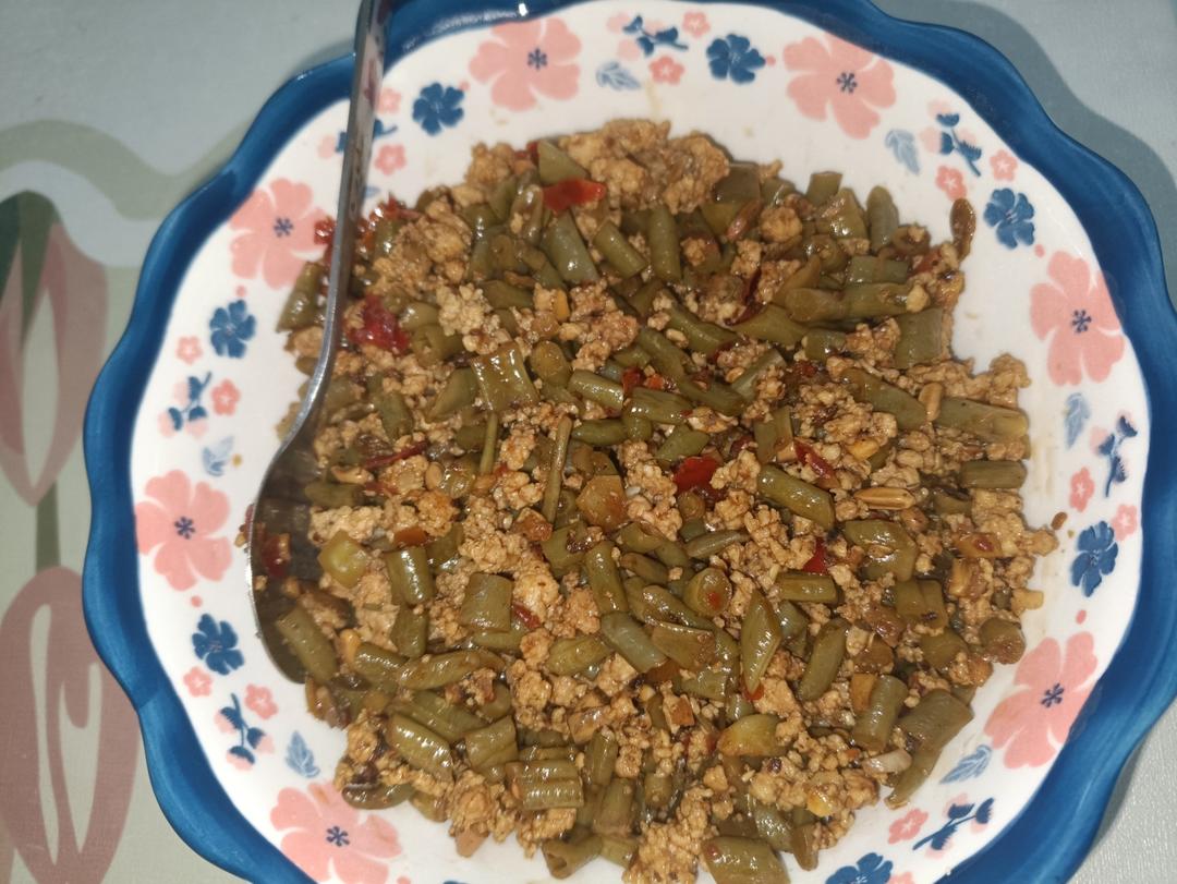 5分钟的下饭菜：肉末酸豇豆