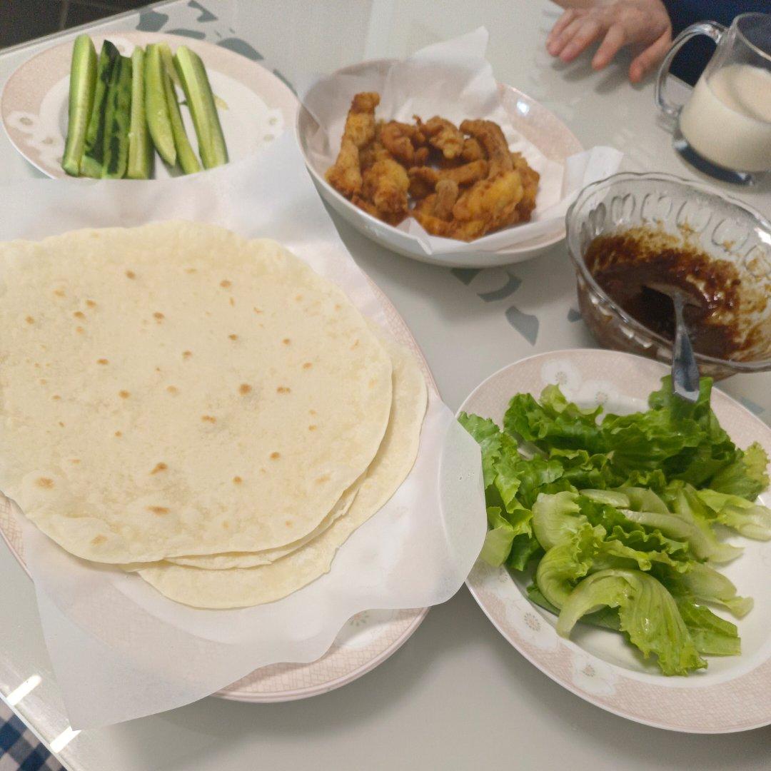 0脂黑椒牛肉卷饼