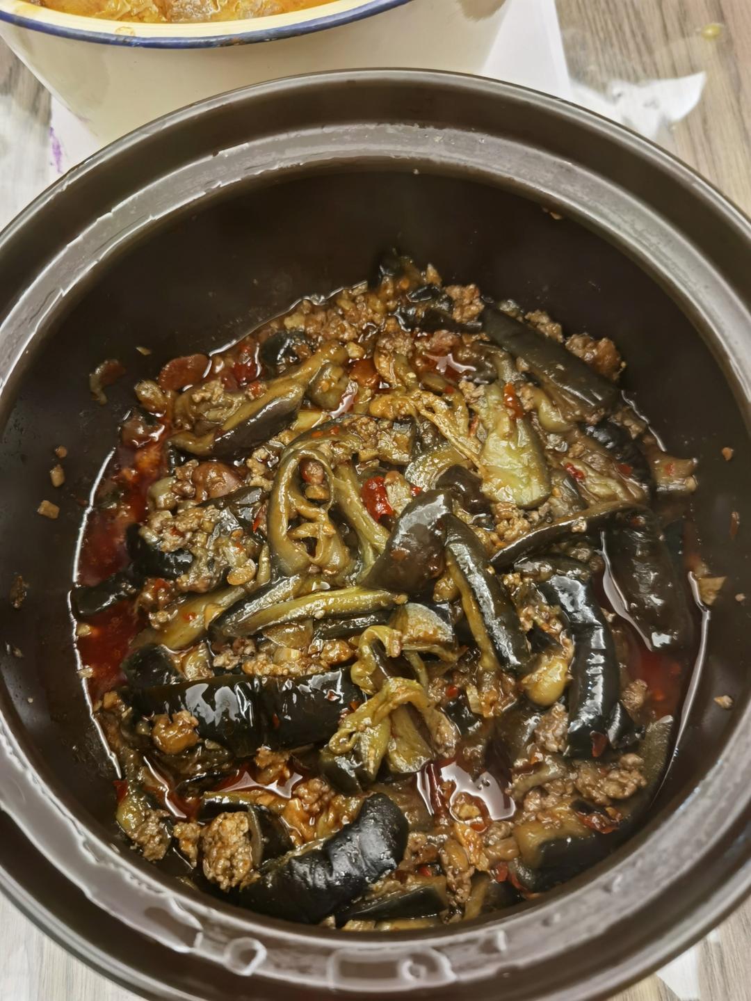 不用油炸超省油的鱼香肉末茄子煲