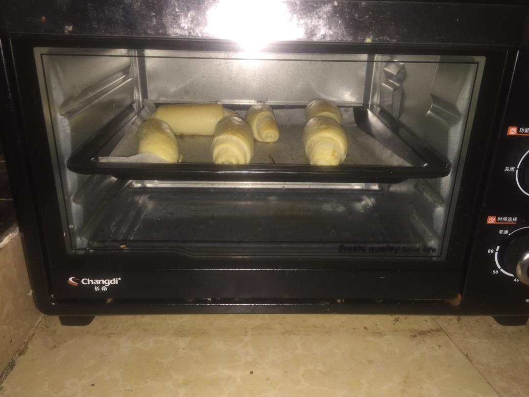 黄油面包卷