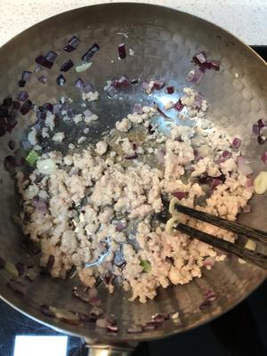 宝宝食谱——肉沫菠菜蝴蝶面的做法 步骤9