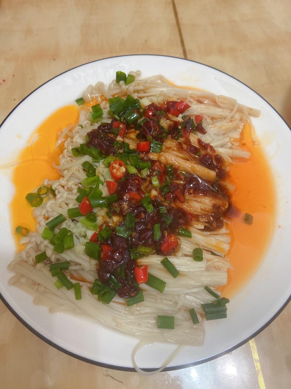 油泼金针菇的做法