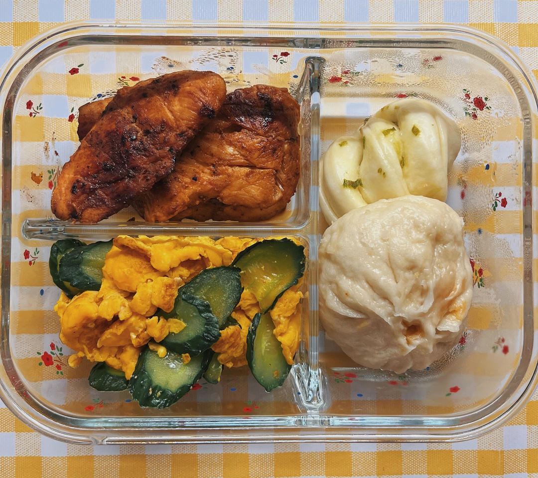 黄瓜炒鸡蛋 （青瓜炒鸡蛋）