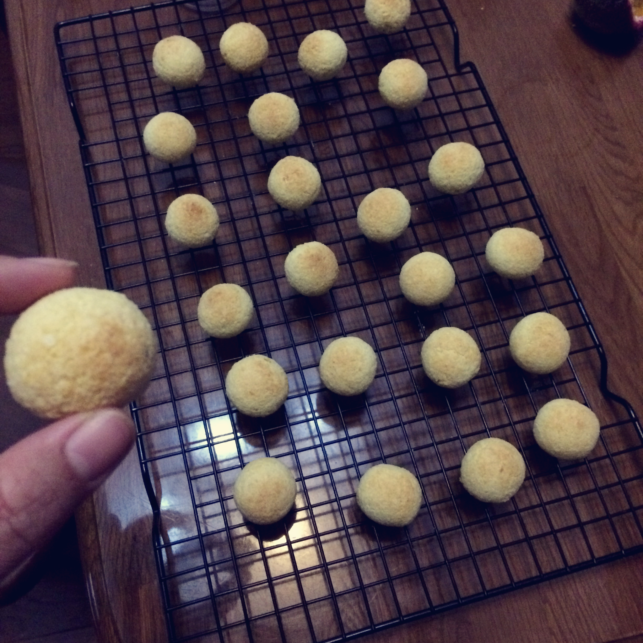 宝宝零食～椰蓉球