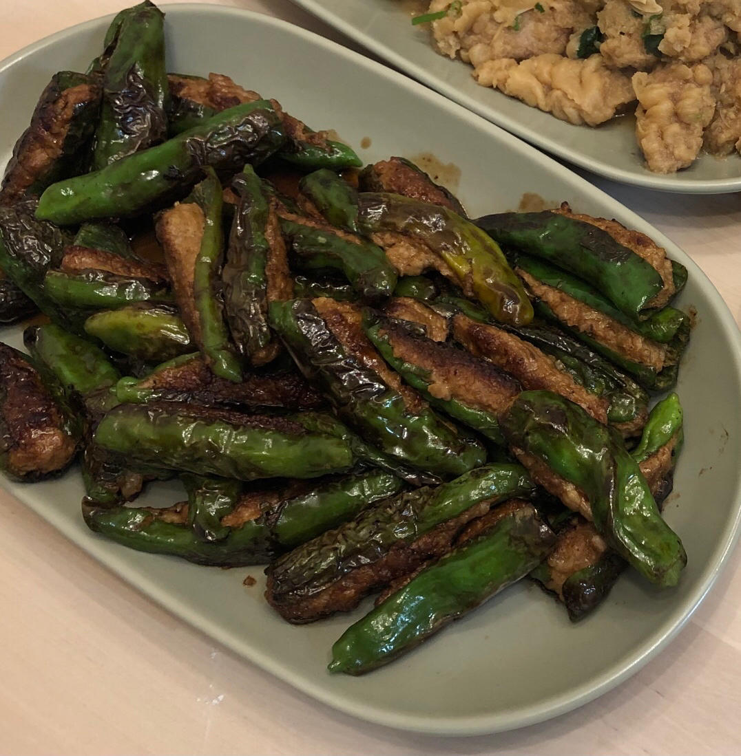 下饭神器～好吃到舔盘的青椒酿肉！